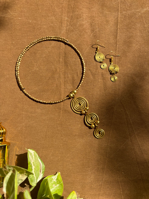 Golden Drop Dhokra Choker